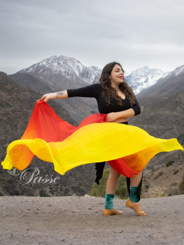 Velo degradé amarillo, naranjo y rojo - Imagen 2