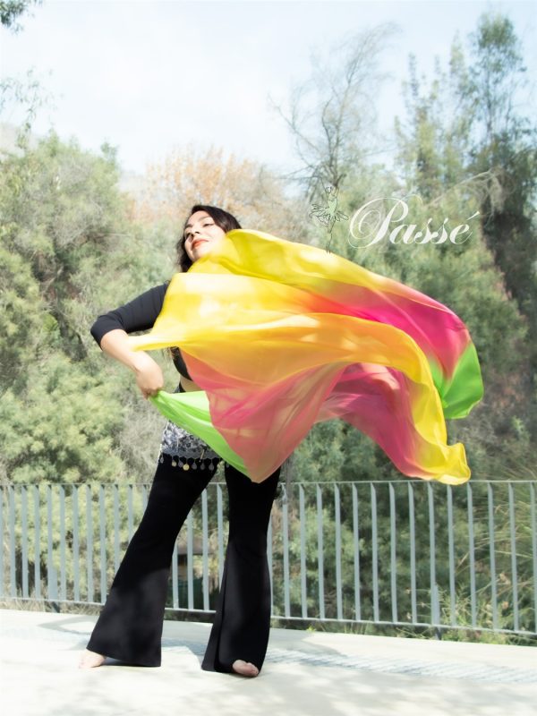 Velo degradé verde limón, rosado y amarillo - Imagen 3