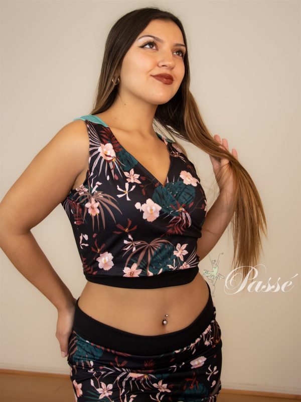 Conjunto negro - floral - calipso - Imagen 2